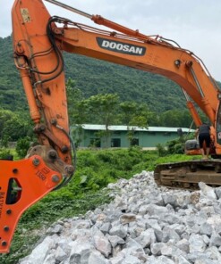 Búa phá đá BYS1500 lắp cho máy xúc 400