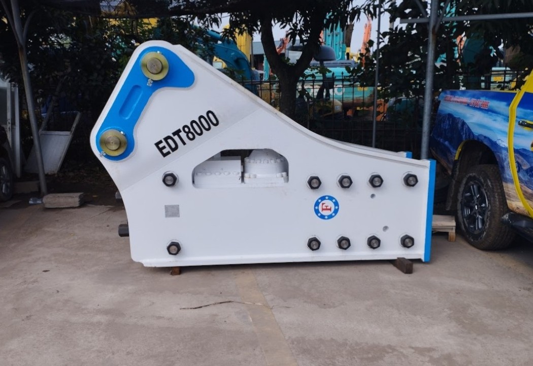 Búa phá đá EDT8000 (12)