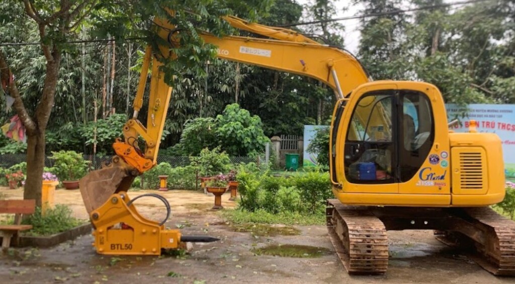 Búa Phá Đá BTL50 lắp PC120