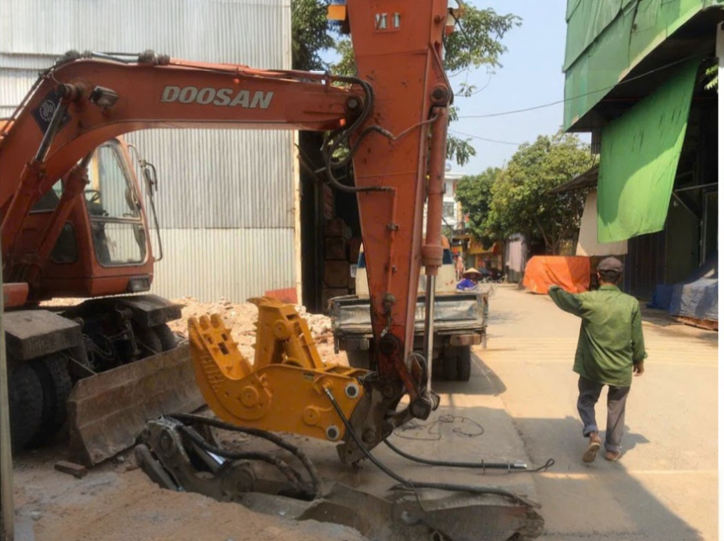 Kìm bóp bê tông BTL lắp DX140