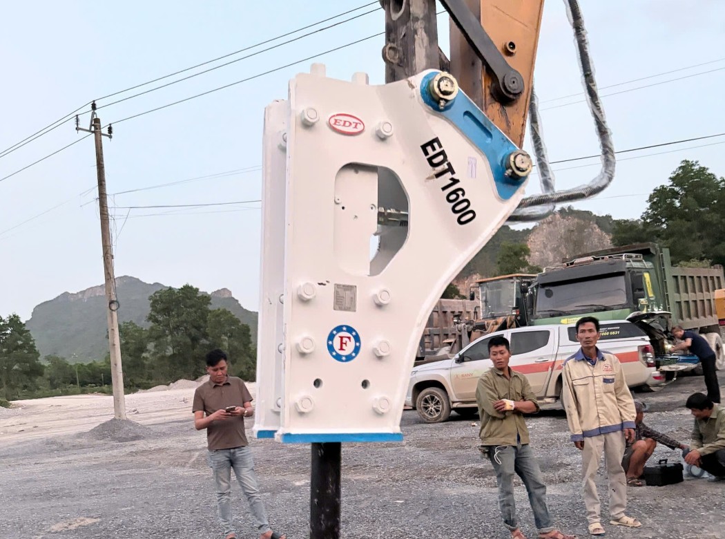 Kinh nghiệm chọn búa phá đá (1)