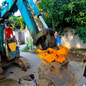 Những nguyên nhân tháo lắp nhanh bị rơi gầu